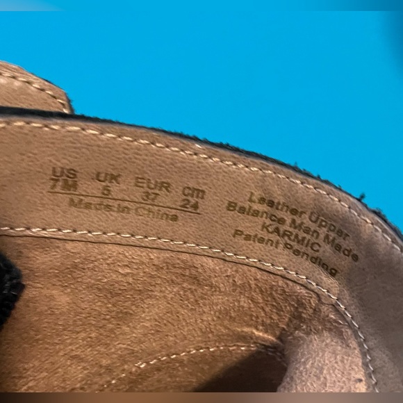 Womens 7M Blue Naturalizer Short Boot - Picture 7 of 7